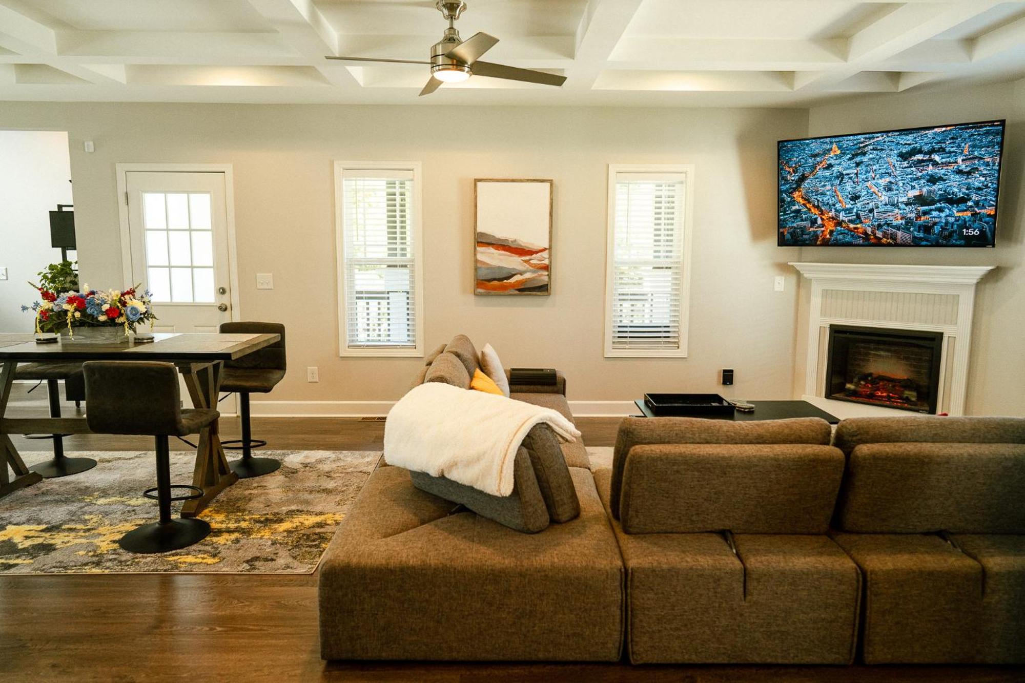 Enjoy This Mini-Mansion Near Downtown And The Airport! AtlantaAtlanta  Kültér fotó