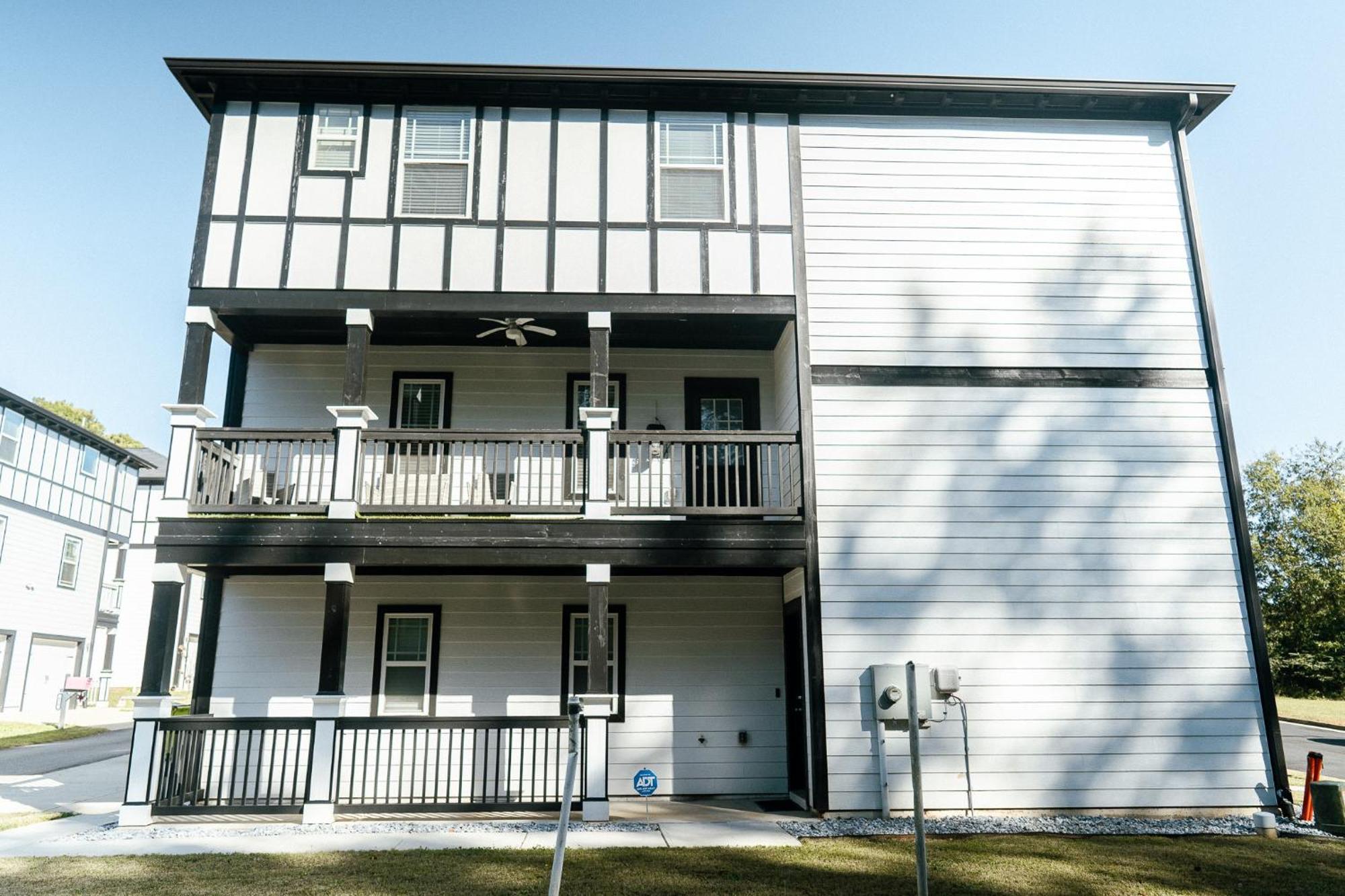 Enjoy This Mini-Mansion Near Downtown And The Airport! AtlantaAtlanta  Kültér fotó